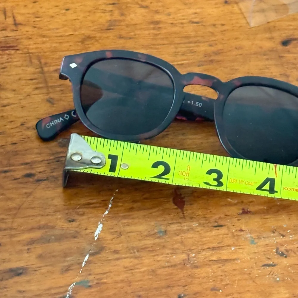 Steve Madden Reading Sunglasses 1.50 Strength Purple Leopard Print